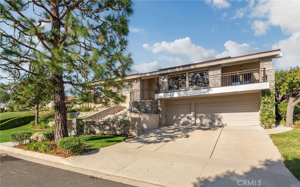 Photo of 30216 Matisse DR, Rancho Palos Verdes, CA 90275 (MLS # PV26098524)
