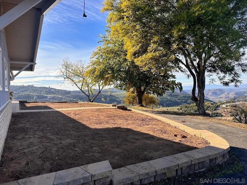 11070 San Gabriel