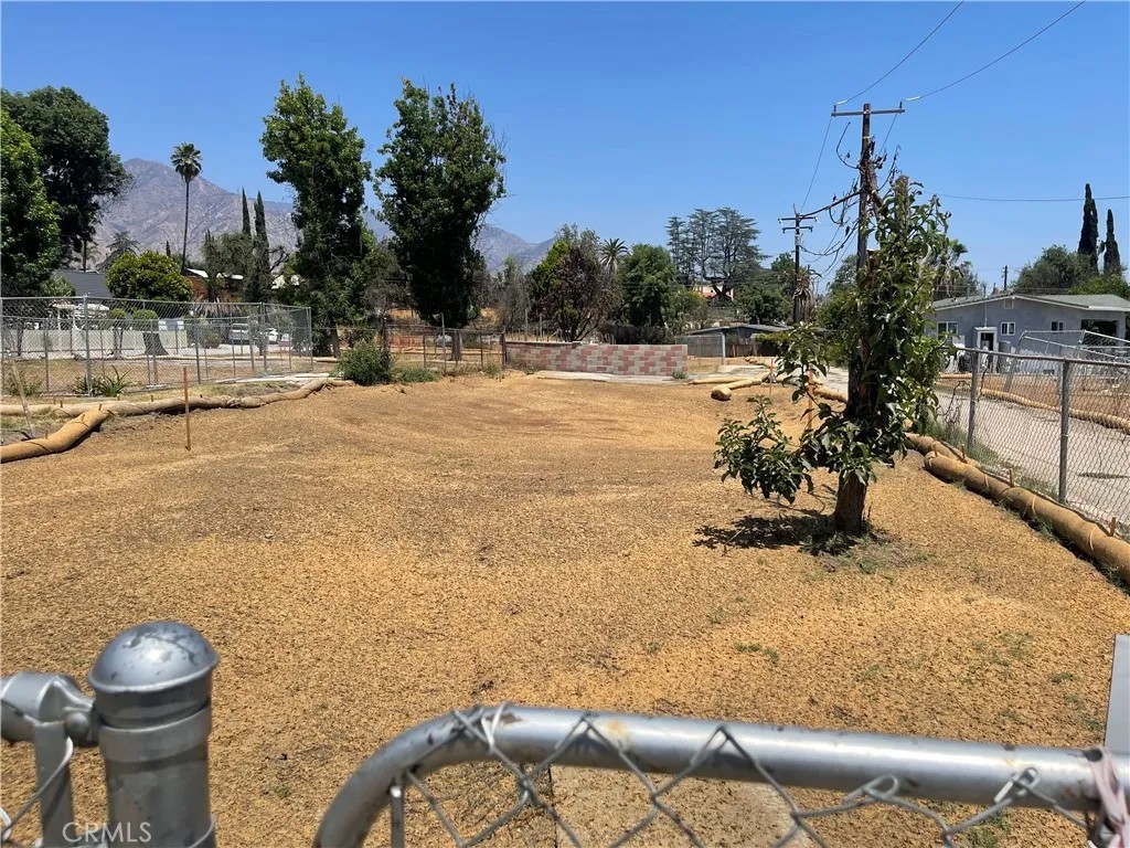 2252 Glenrose