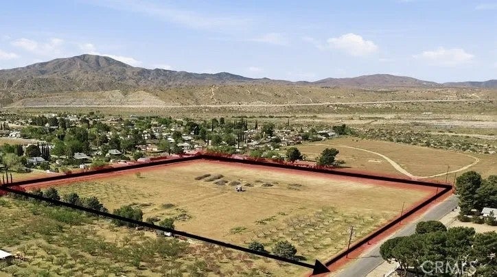 Photo of 75 Avenue U, Littlerock, CA 93543 (MLS # SR26220735)