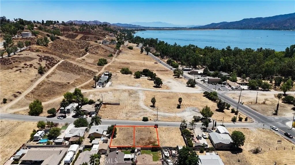 Photo of 717 Illinois, Lake Elsinore, CA 92530 (MLS # HD26037152)