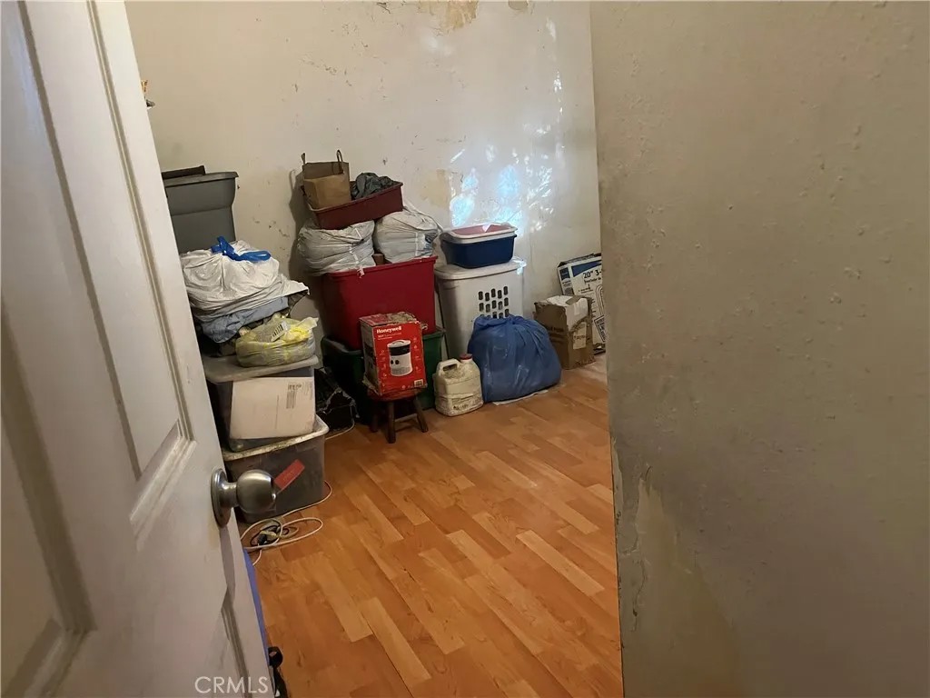 1351 N Calvados