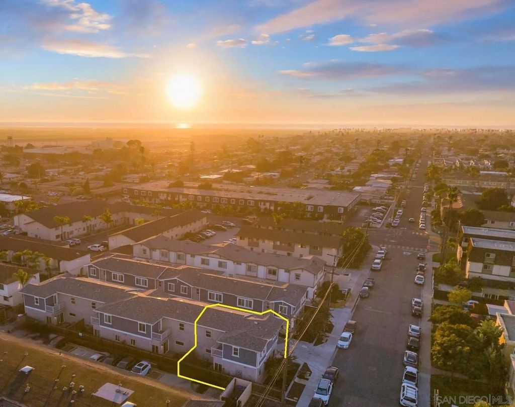 Photo of 1341 Holly Ave, Imperial Beach, CA 91932 (MLS # 260004551)