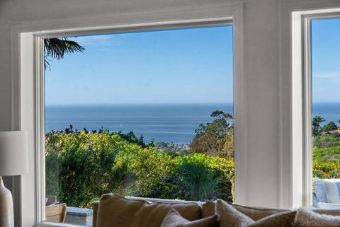 Photo of 6984 Via Estrada, La Jolla, CA 92037 (MLS # 260005691)