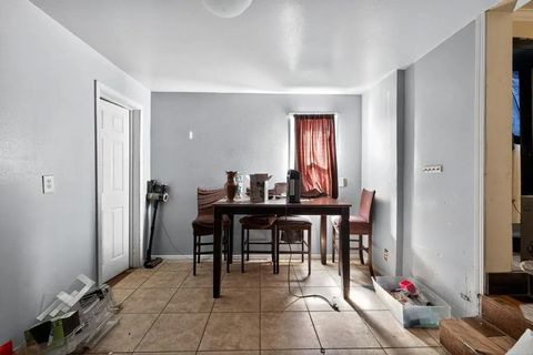 Tiny photo for 444 W Palm Vista Drive, Palm Springs, CA 92262 (MLS # PTP2508365)