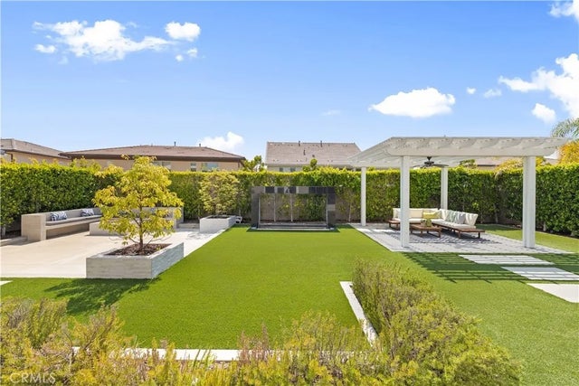 60 Harlow, Irvine