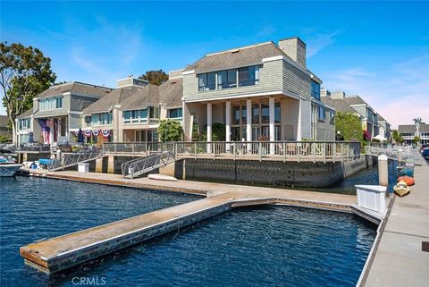 Photo of 16445 Wimbledon Lane, Huntington Beach, CA 92649 (MLS # NP26046678)