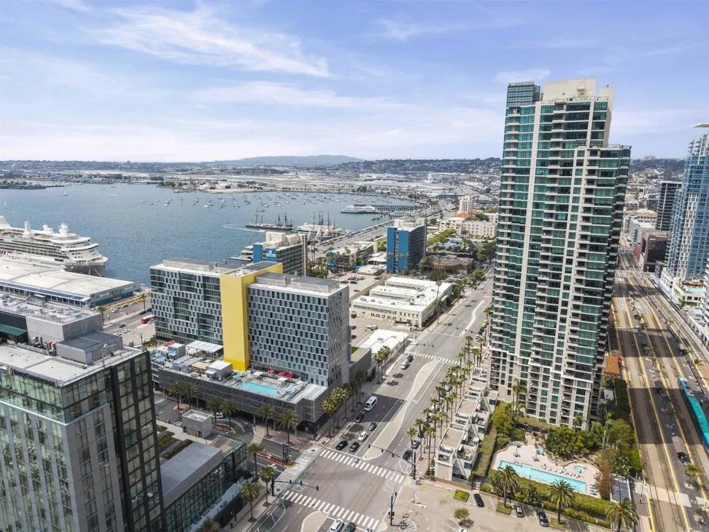 1199 Pacific Highway 3004