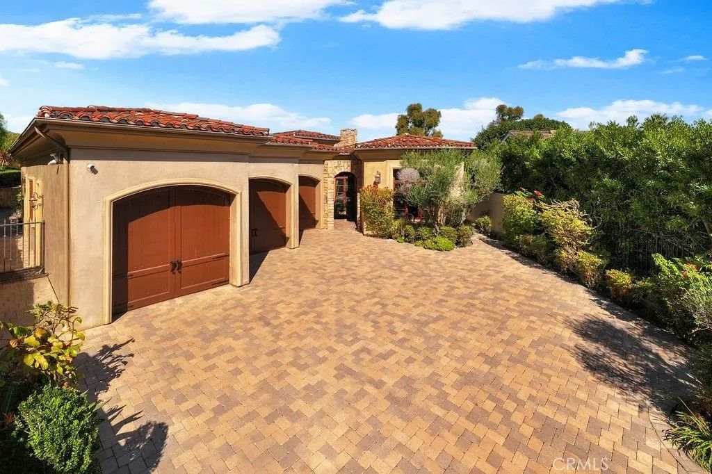 Photo of 32221 Azores Drive, Dana Point, CA 92629 (MLS # TR25247533)