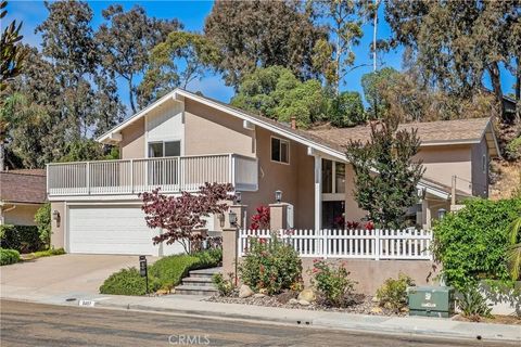 Photo of 5497 Coral Reef Avenue, La Jolla, CA 92037 (MLS # NP25251240)