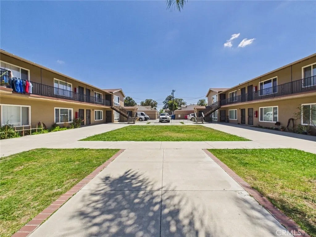 2312 Commonwealth