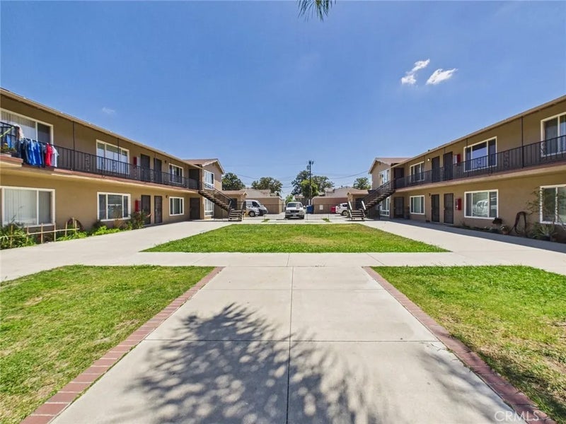 2312 Commonwealth