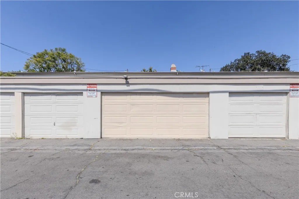 1800 W Gramercy Ave 49