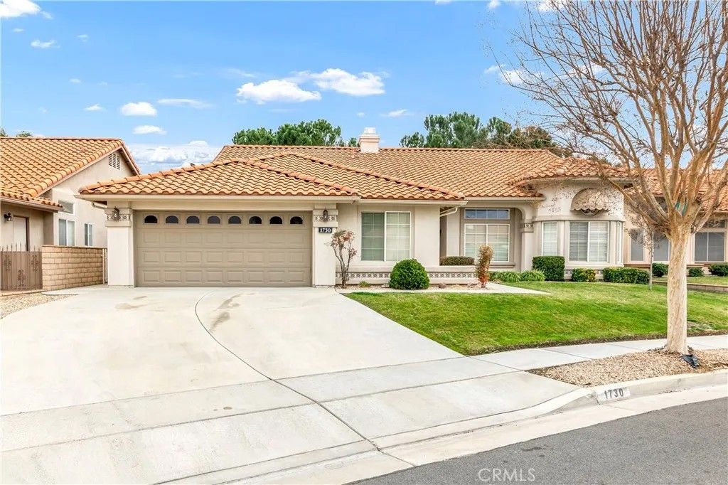 Photo of 1730 Almond Tree St, Hemet, CA 92545 (MLS # SW25258738)