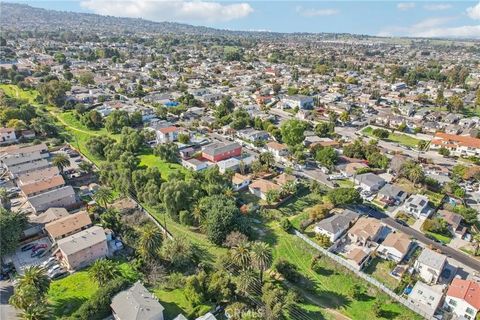 Tiny photo for 811 W Oliver Street, San Pedro, CA 90731 (MLS # AR25271743)