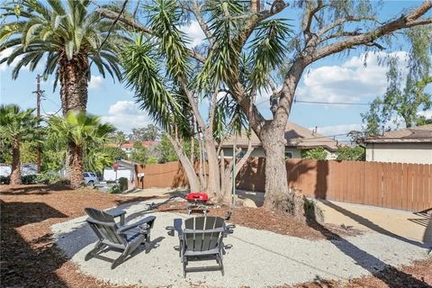 Tiny photo for 811 W Oliver Street, San Pedro, CA 90731 (MLS # AR25271743)