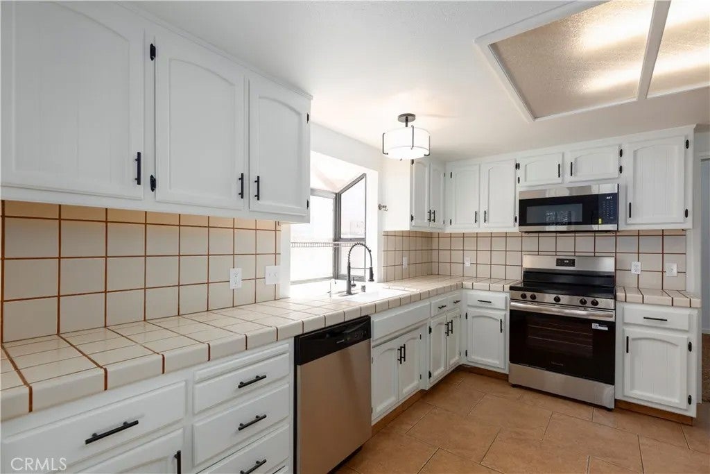 4053 Glendale Court