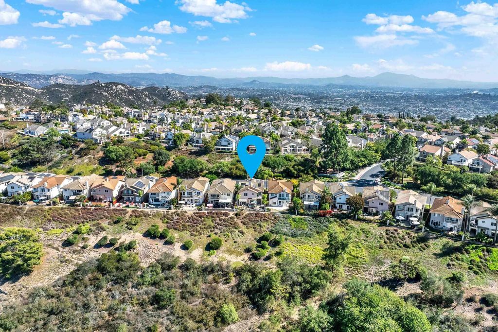 Photo of 2157 Woodland Heights Gln, Escondido, CA 92026 (MLS # 2600769)