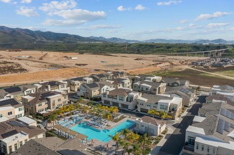 2208 Trevi Cir Chula Vista CA 91913