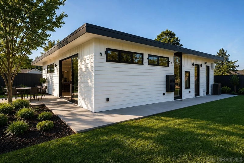 36 W Altadena Dr.