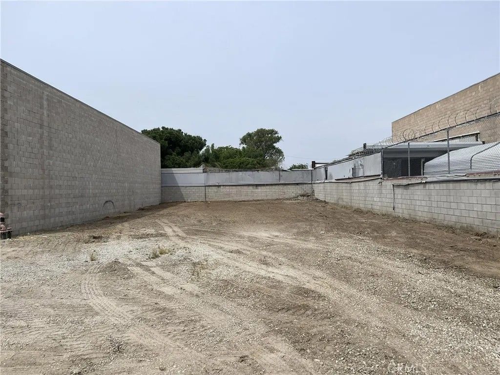 Photo of 0 Branford, Pacoima, CA 91331 (MLS # SR26054887)