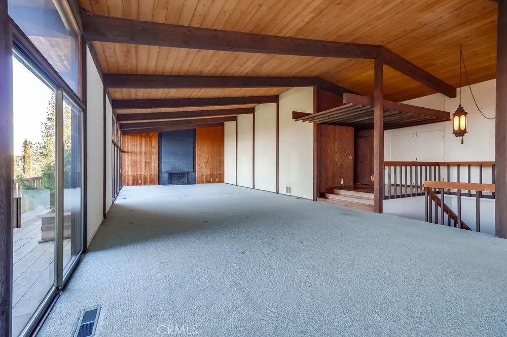 2229 Via Cerritos
