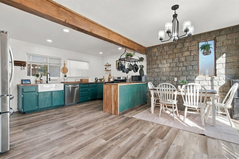 1492 Viejas Creek Trail