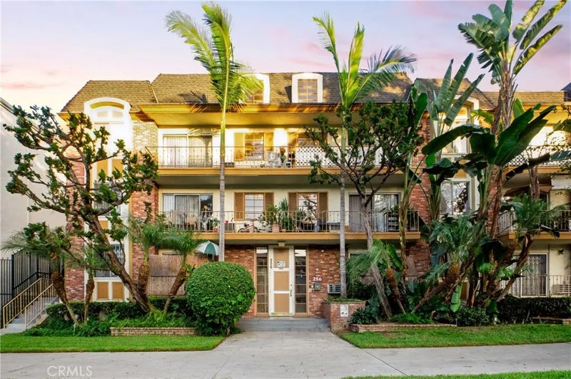 256 S La Fayette Park 307