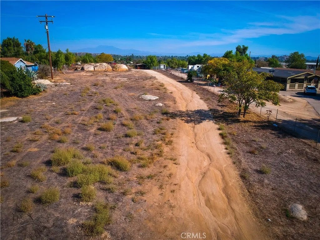 Photo of 0 Old Elsinore Rd, Perris, CA 92570 (MLS # DW25247795)