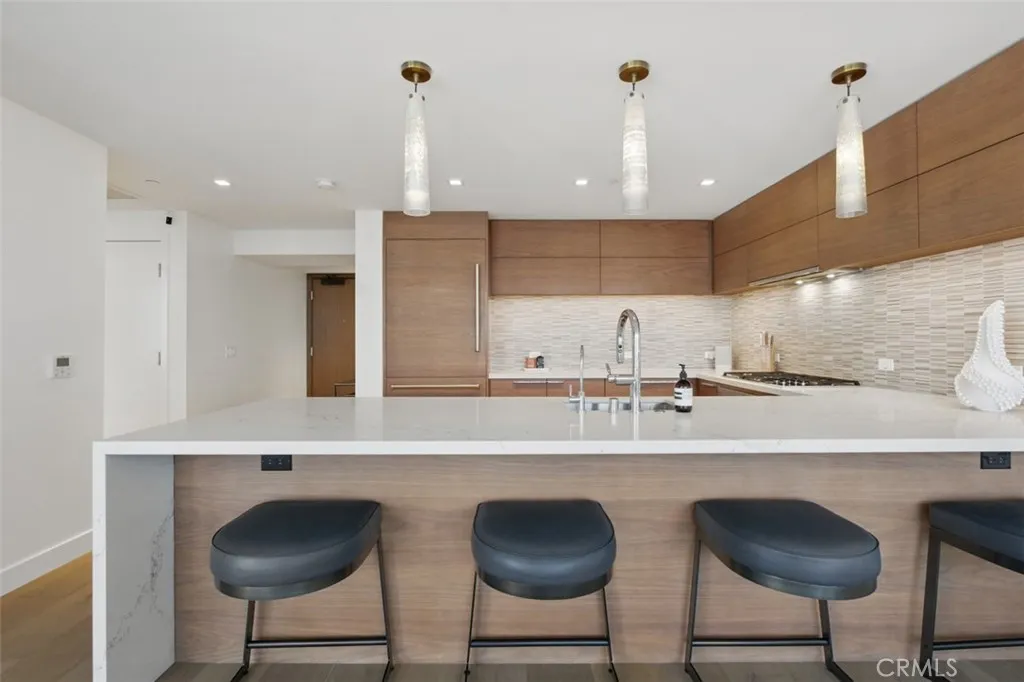 888 W E Street 505