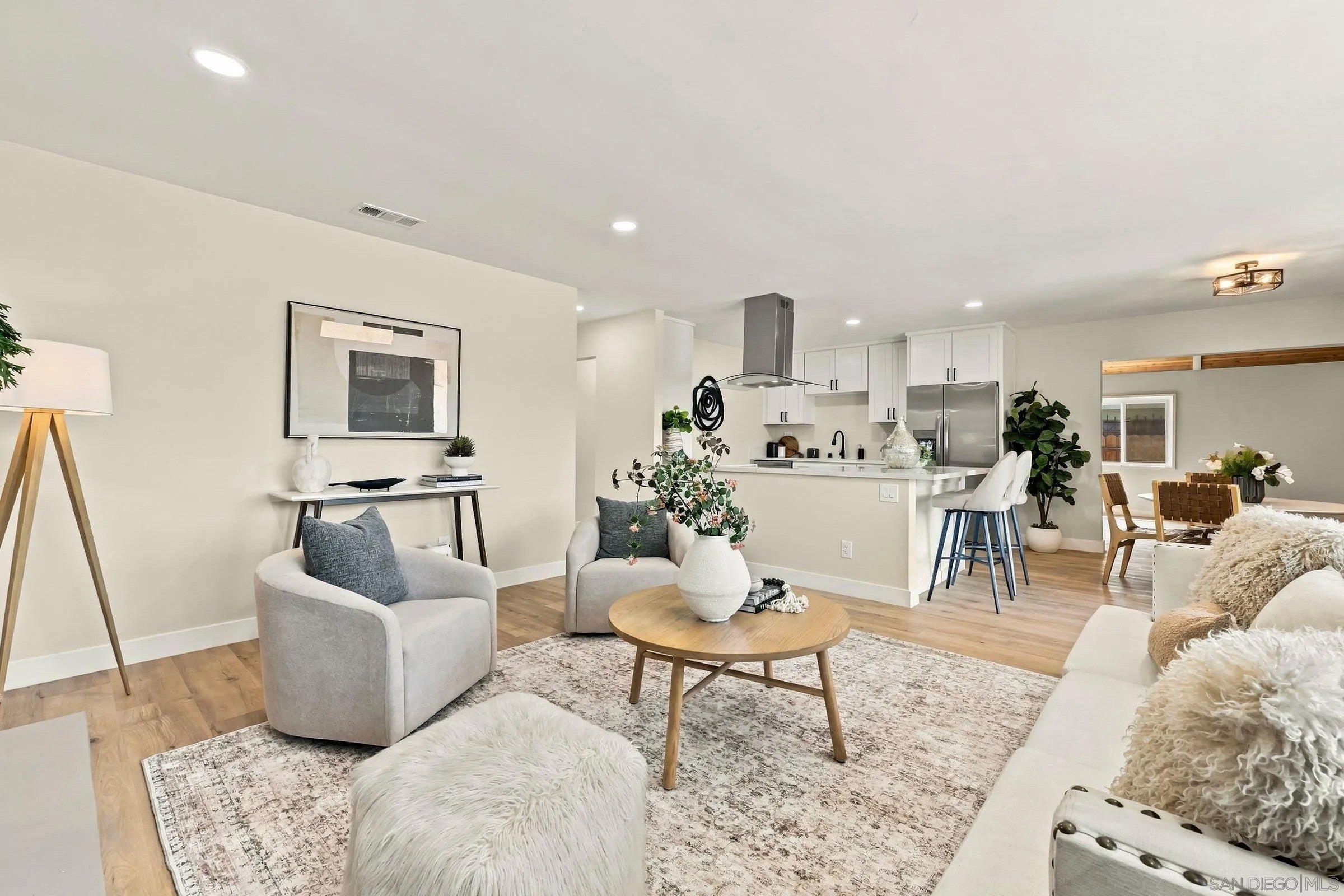 855 Manning Way