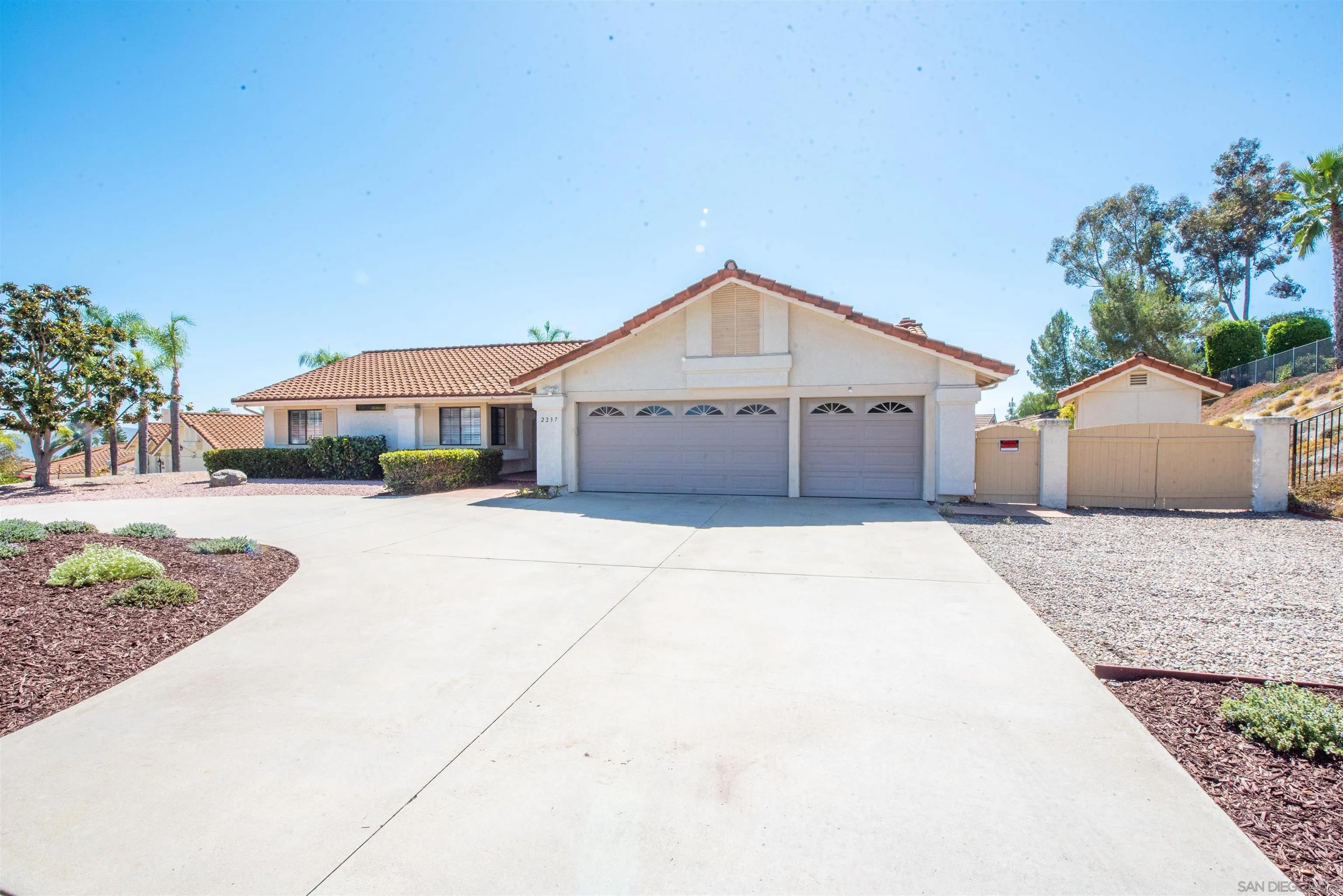 2237 Eucalyptus Ave.