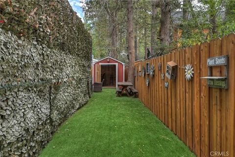 Tiny photo for 43035 Encino Road, Big Bear Lake, CA 92315 (MLS # IG25250107)