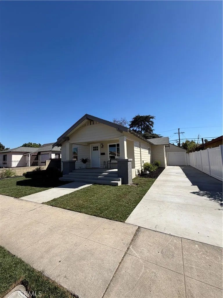 2064 Myrtle