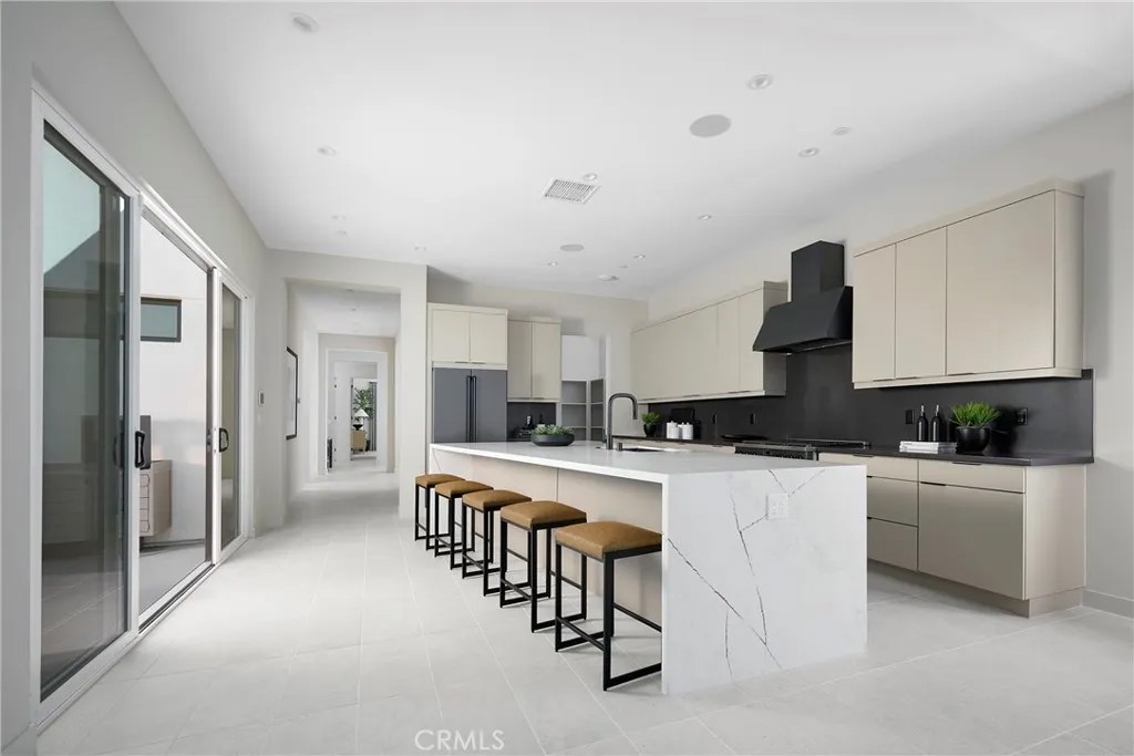 4453 Thunderbird Way