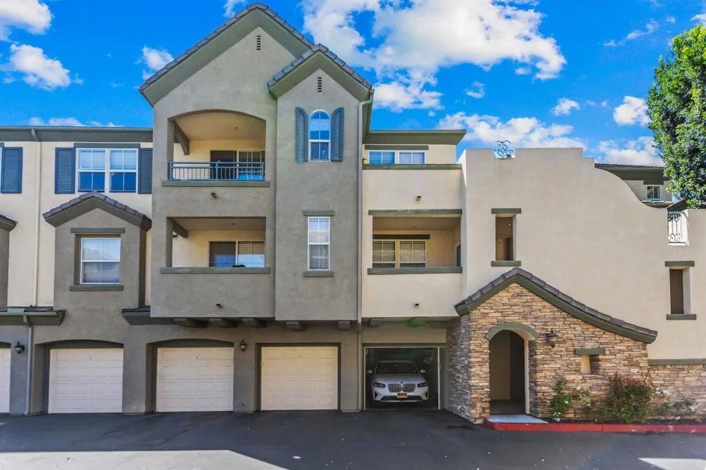 1880 Aubrives Place #2134