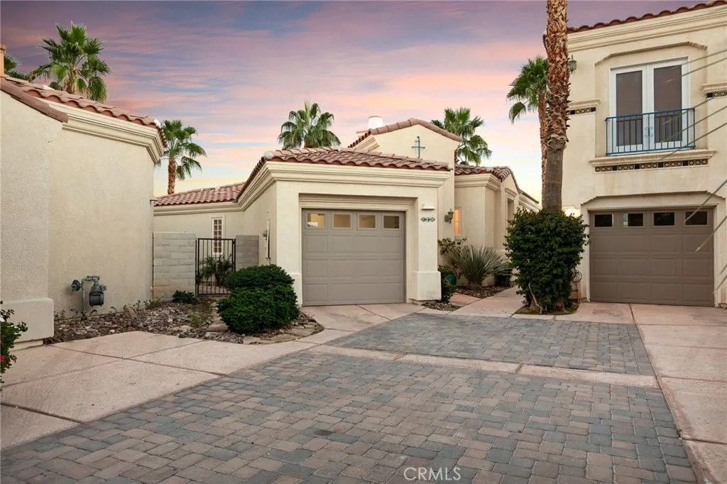Photo of 80801 Calle Azul, La Quinta, CA 92253 (MLS # IG25276753)