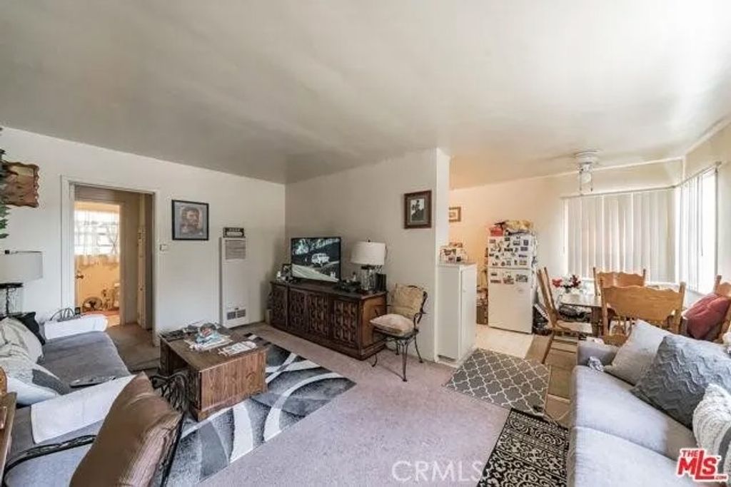 Photo of 241 E Washington Blvd #2, Pasadena, CA 91104 (MLS # SR26027778)