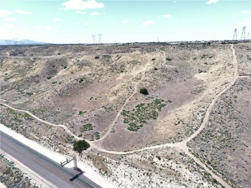 21 Summit Valley