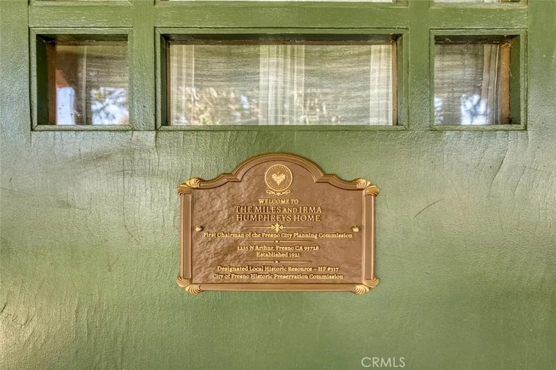 1235 N Arthur