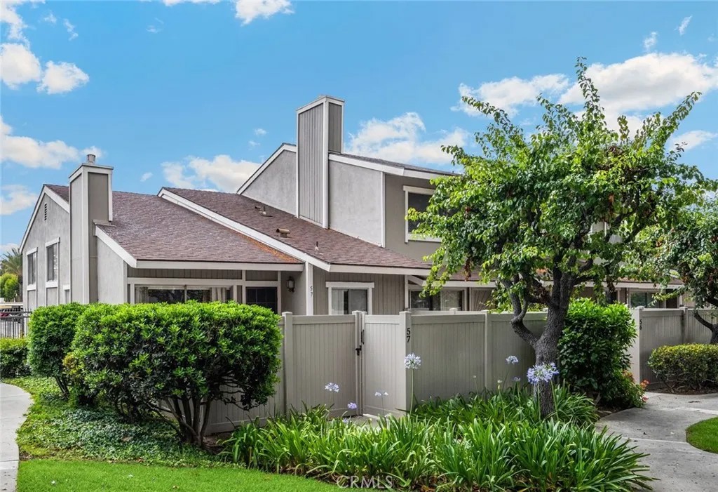 3160 E Palm Drive