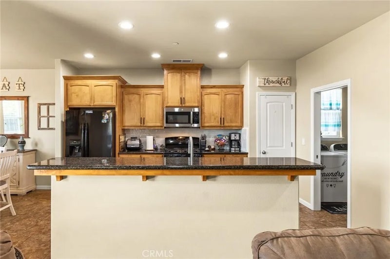 2865 Longwood