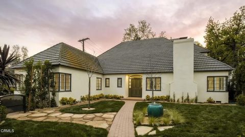 Photo of 1535 Ontario Avenue, Pasadena, CA 91103 (MLS # P1-26227)