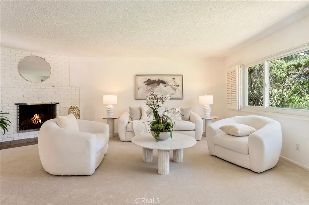 561 Sierra Meadows