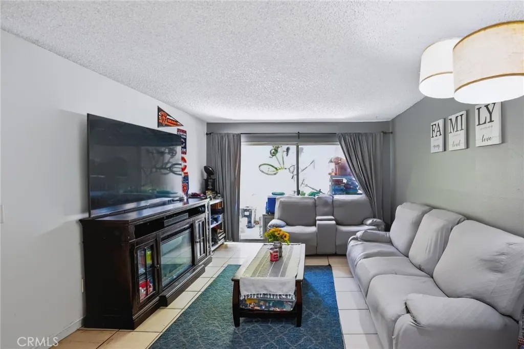 1101 W Macarthur Blvd #157
