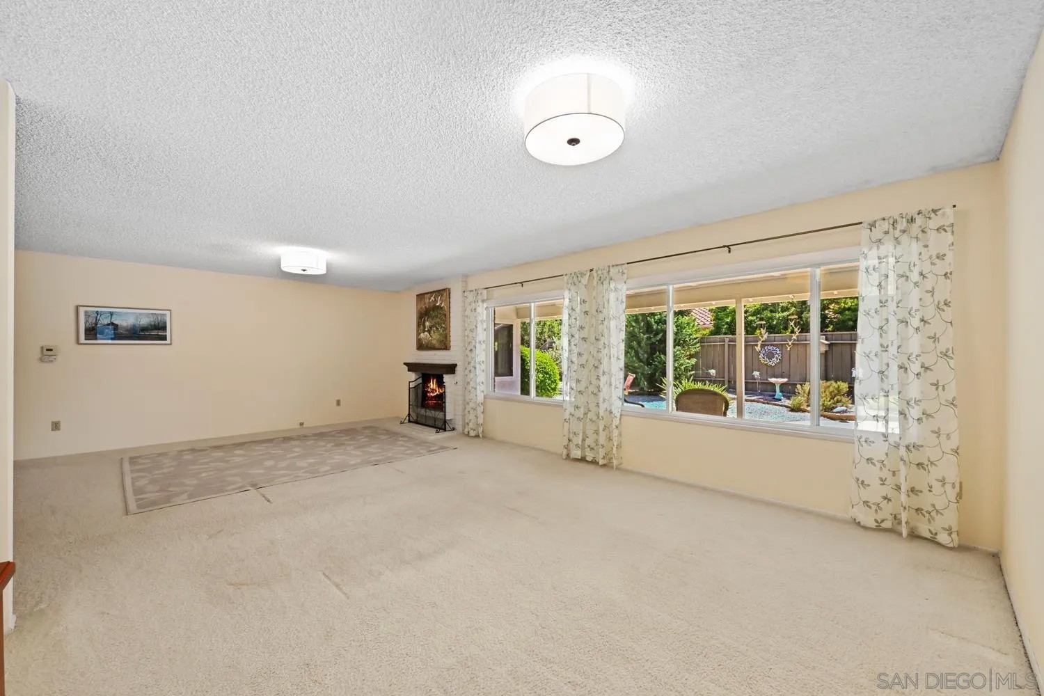 17506 Plaza Karena