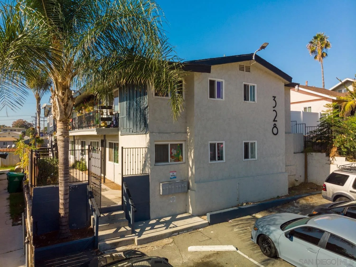 328 Milbrae Street