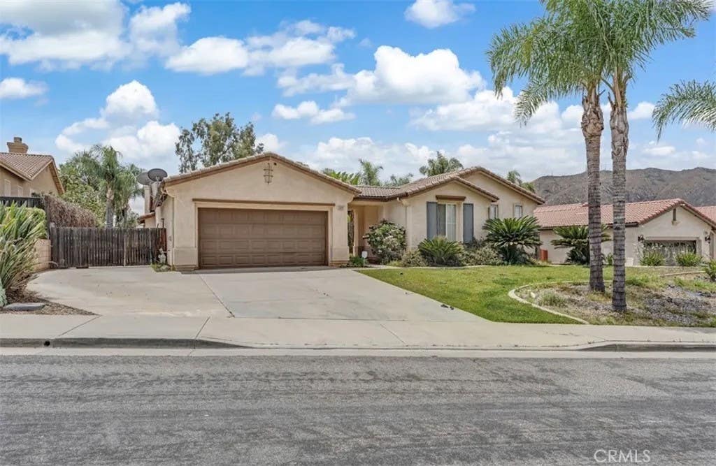 Photo of 23247 Montalvo Rd, Moreno Valley, CA 92557 (MLS # OC25245300)