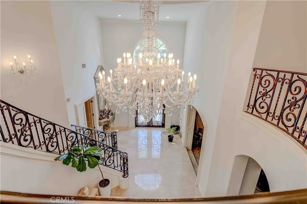 805 Greenridge Drive
