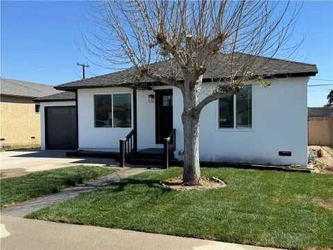 Photo of 14812 Helwig Ave, Norwalk, CA 90650 (MLS # IV26060528)